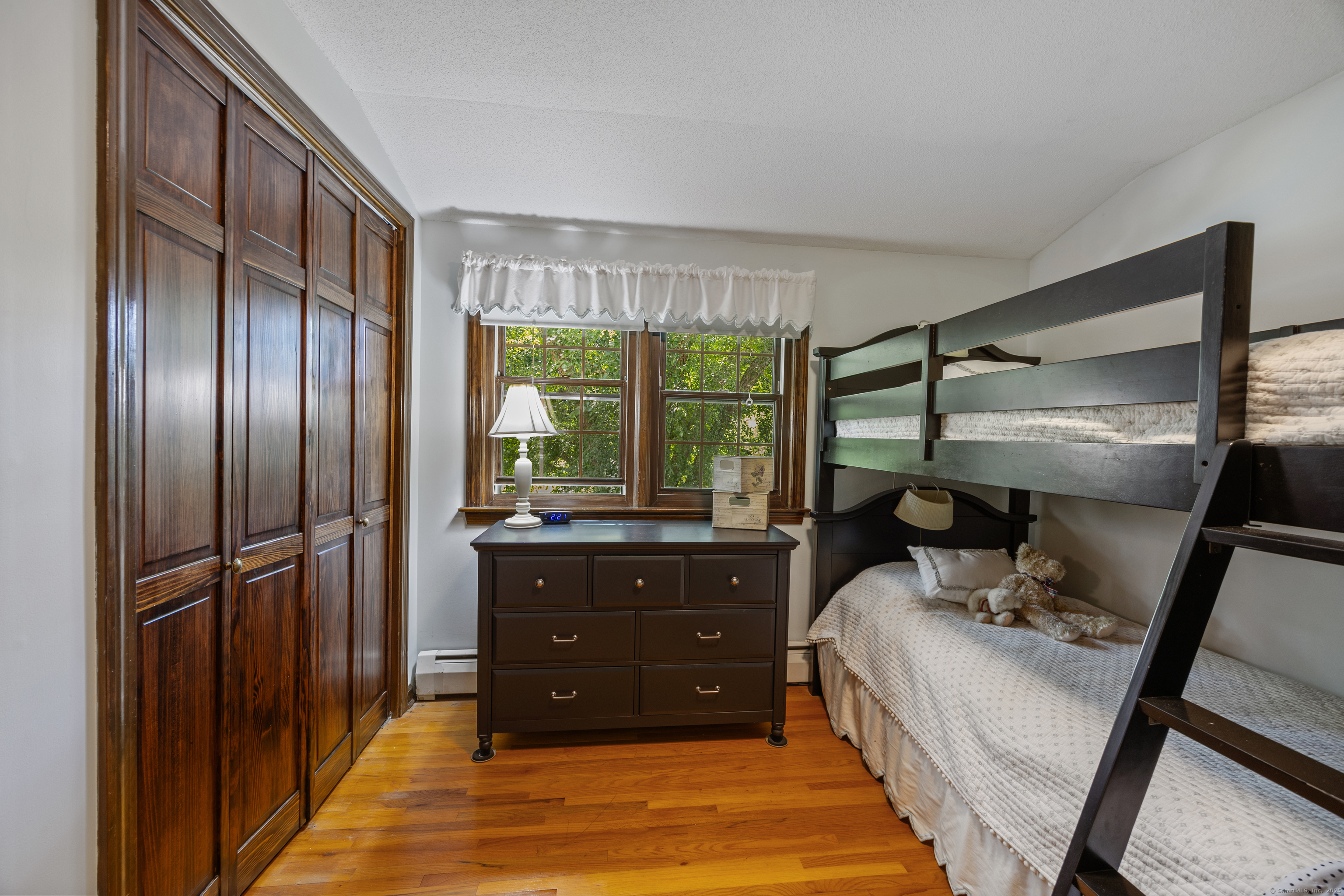 Southington, Connecticut 06489, United States, 3 Bedrooms Bedrooms, ,2 BathroomsBathrooms,Residential,Active,177802