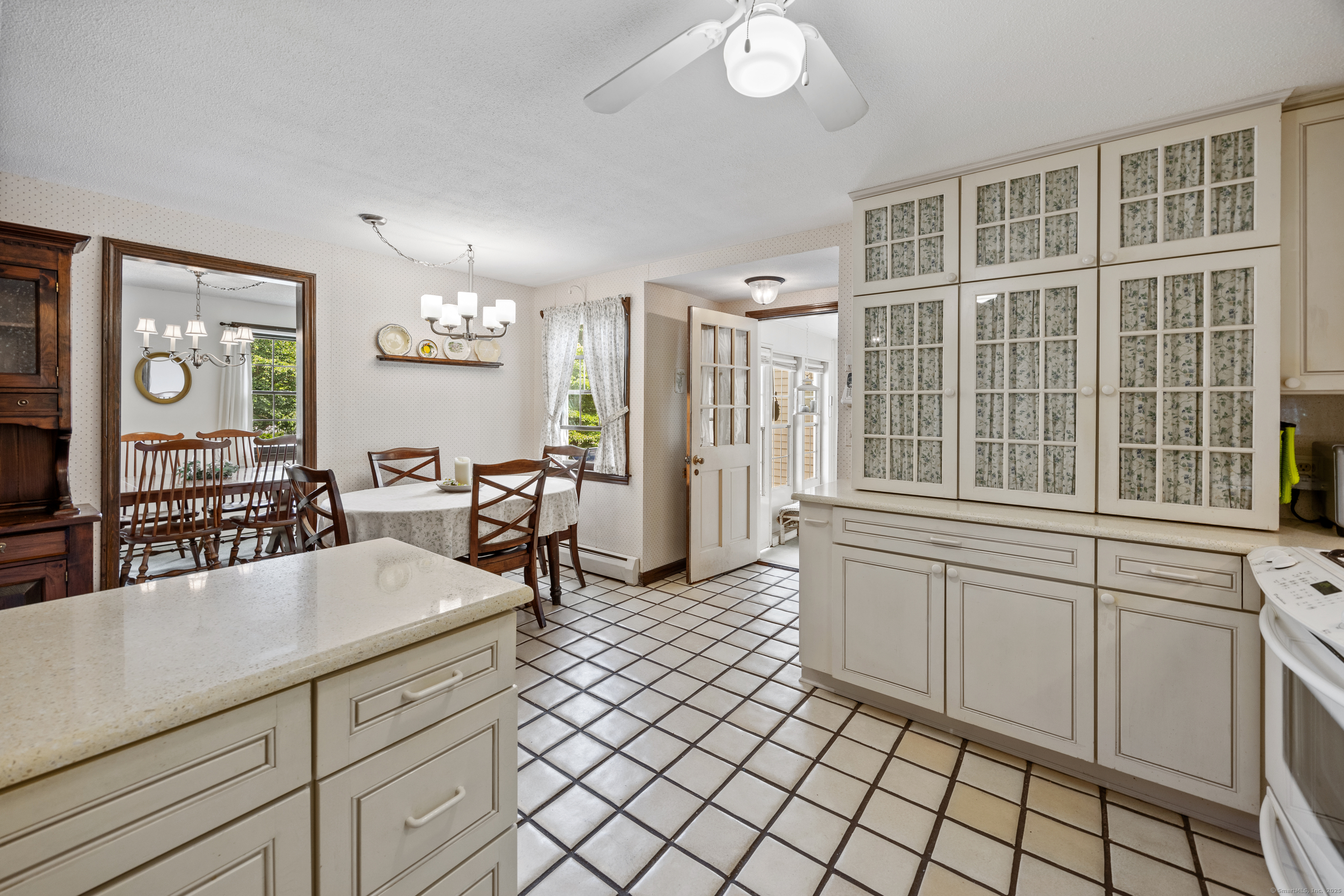 Southington, Connecticut 06489, United States, 3 Bedrooms Bedrooms, ,2 BathroomsBathrooms,Residential,Active,177802