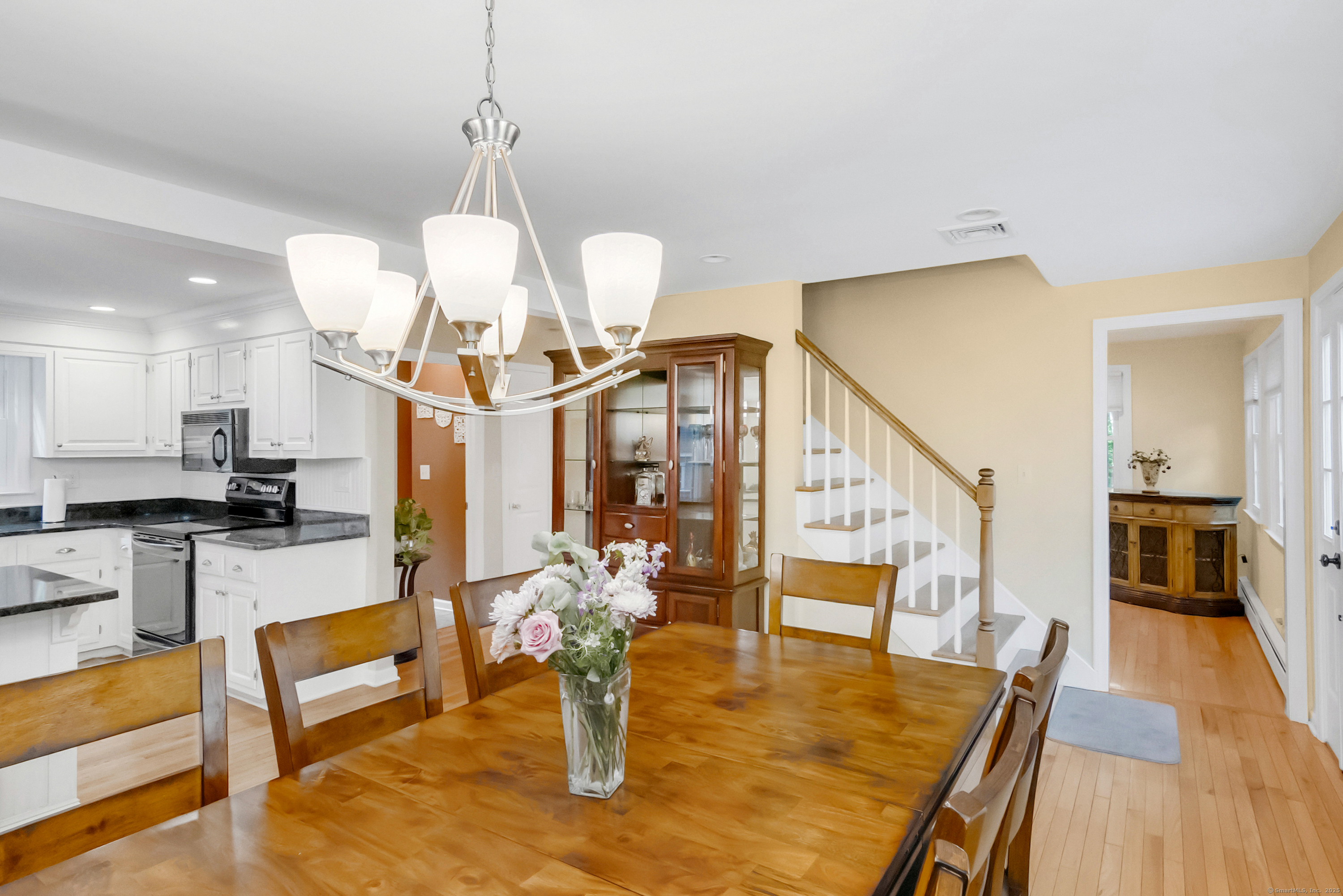 25 Kenilworth Drive