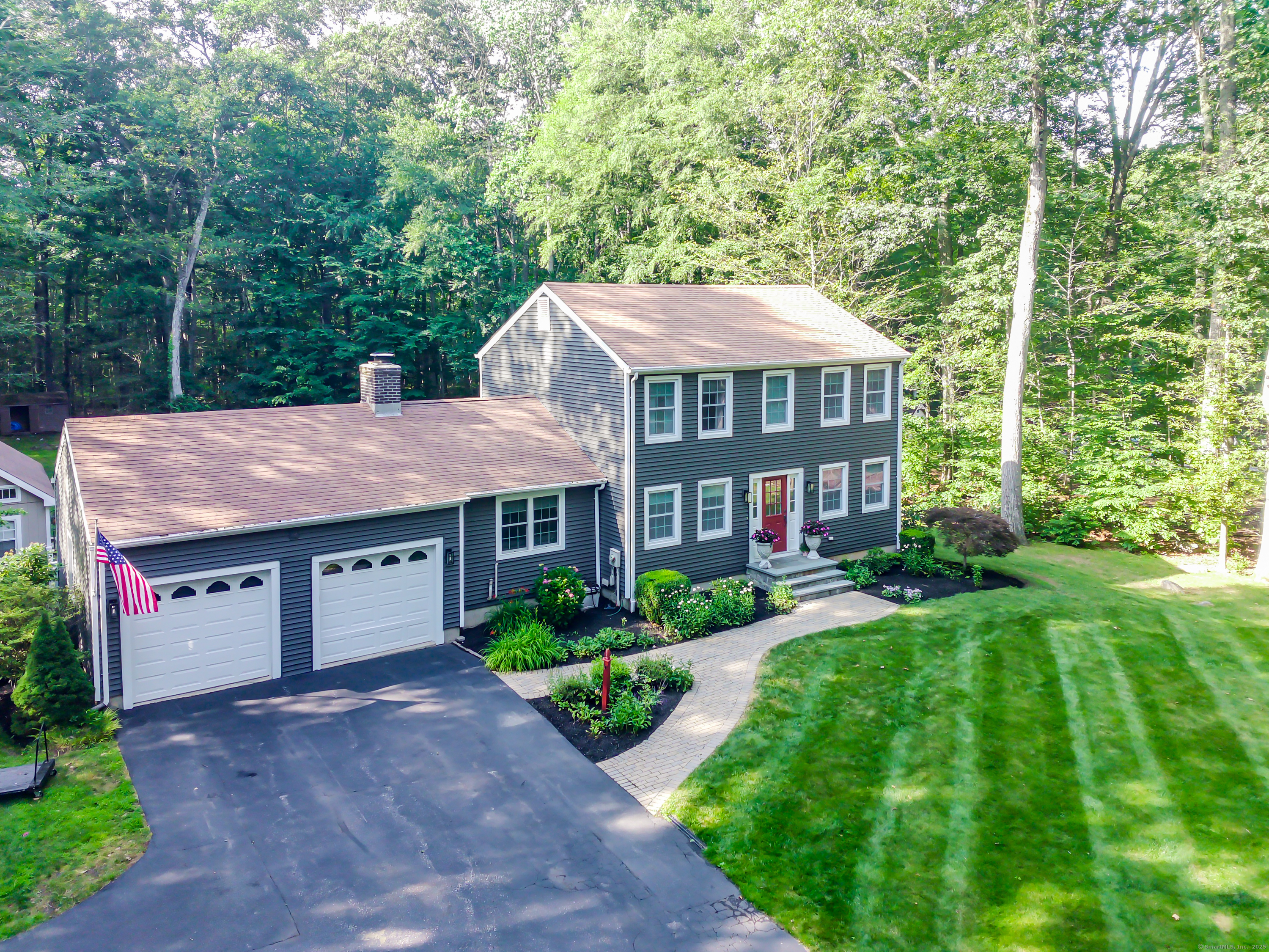 25 Kenilworth Drive