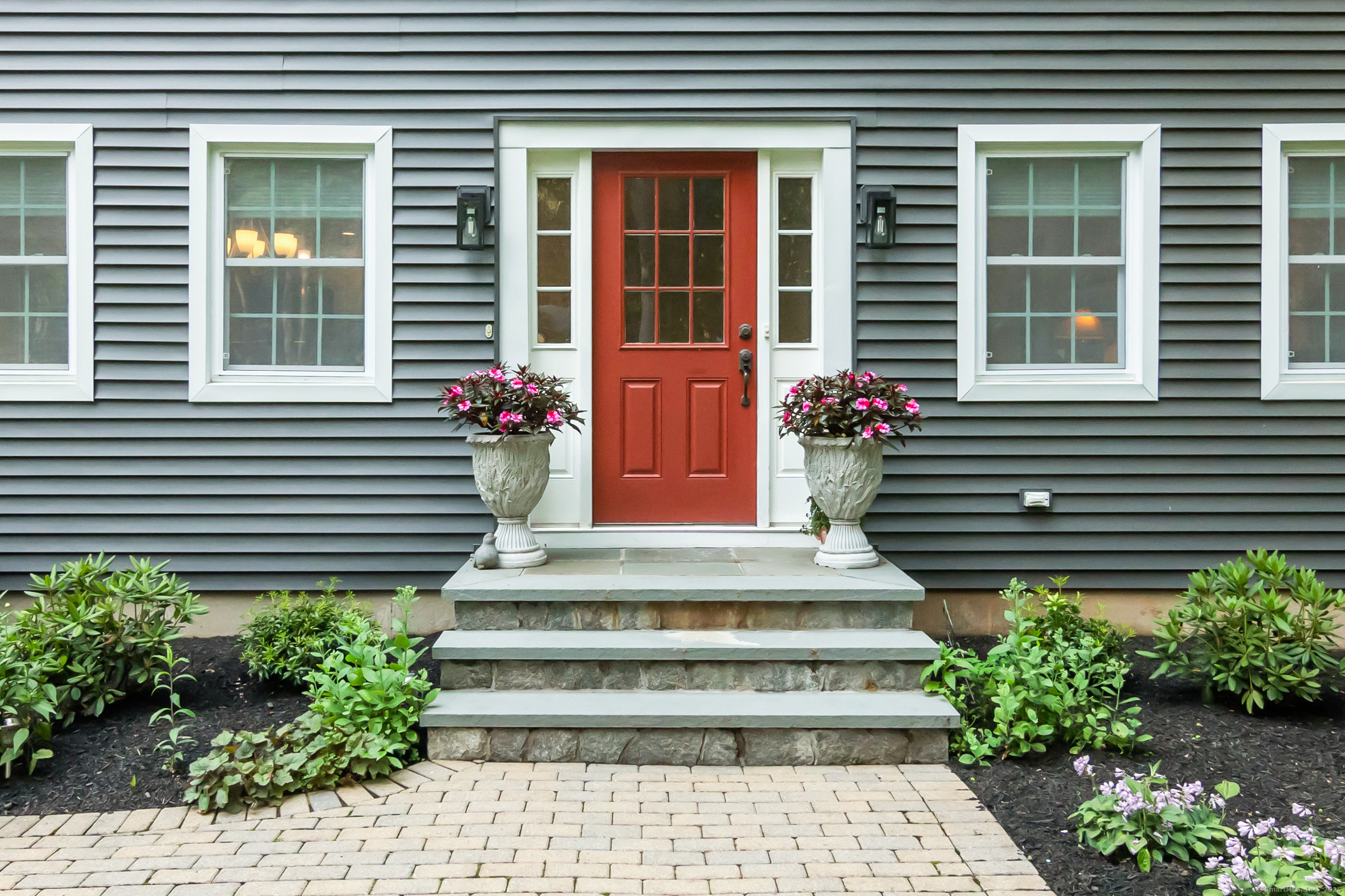 25 Kenilworth Drive