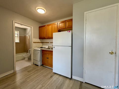 Tiny photo for 145 Cowles Street #B7, Bridgeport, CT 06607 (MLS # 24183511)