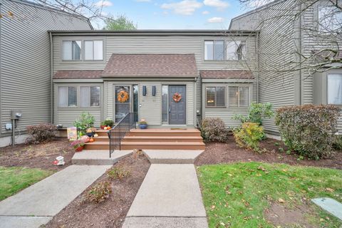 Tiny photo for 56 Wickhams Fancy #56, Canton, CT 06019 (MLS # 24139540)