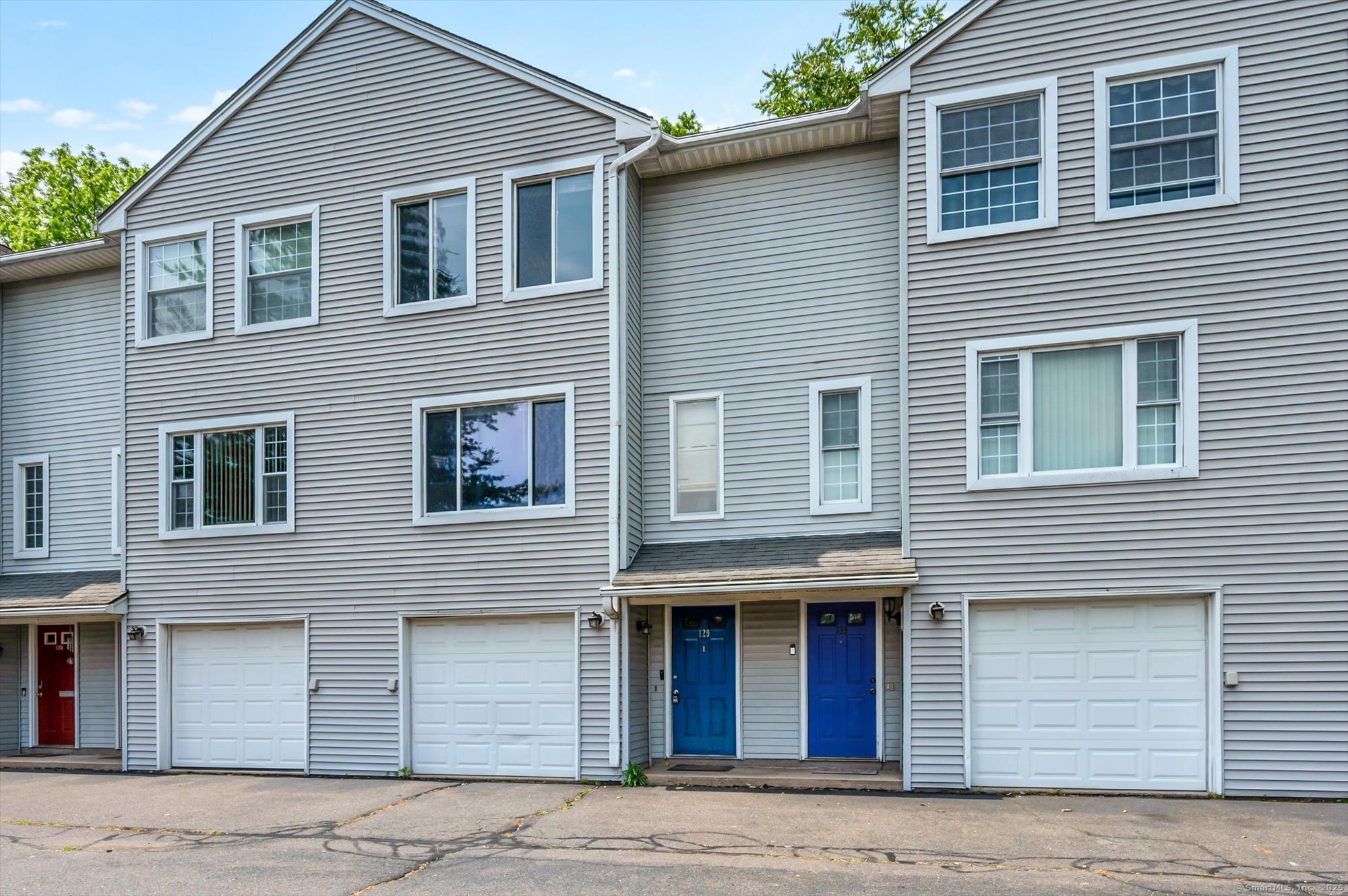 129 Knowles Avenue 129