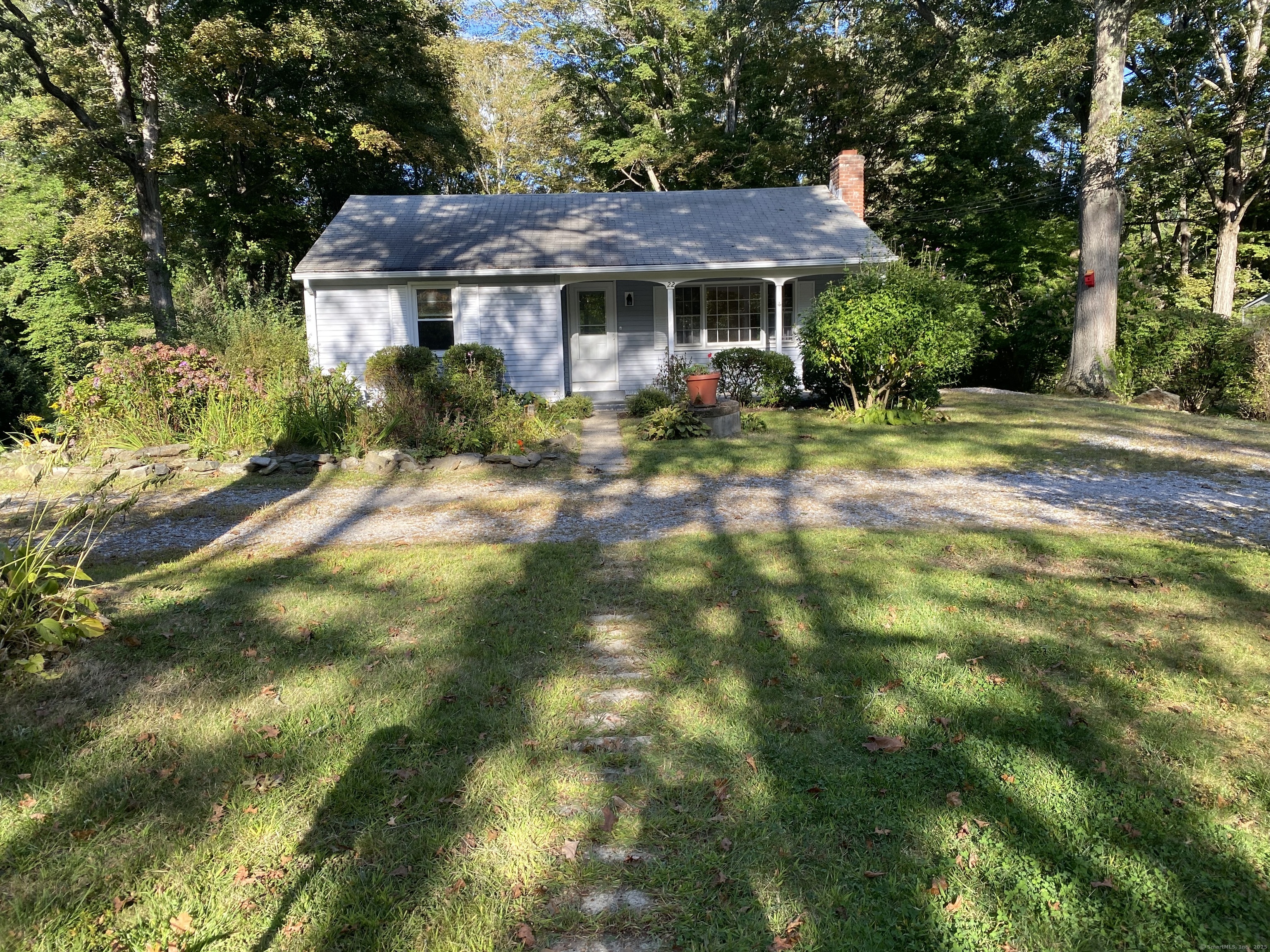 Deep River, Connecticut 06417, United States, 2 Bedrooms Bedrooms, ,1 BathroomBathrooms,Residential,Pending,216306