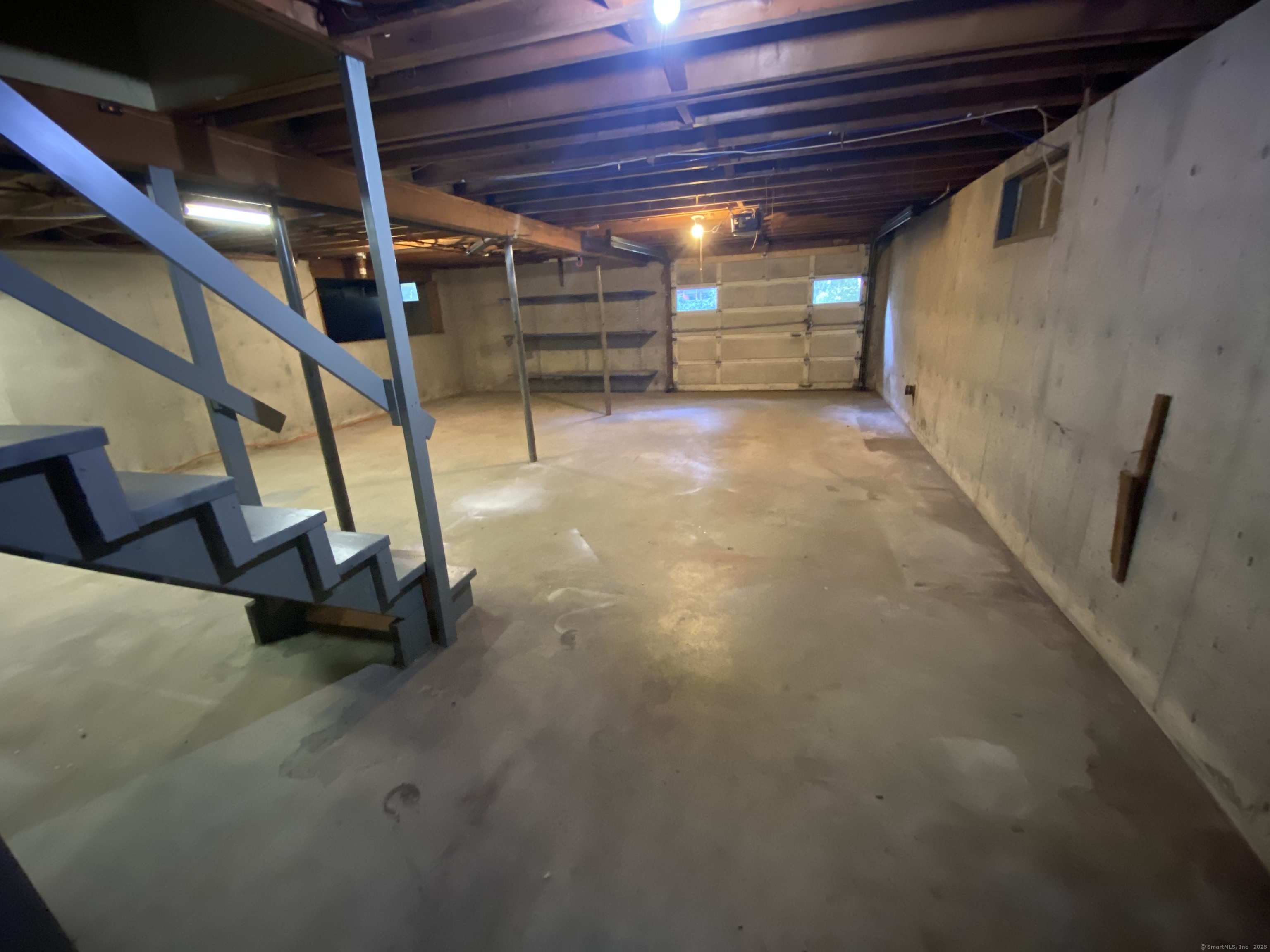 Deep River, Connecticut 06417, United States, 2 Bedrooms Bedrooms, ,1 BathroomBathrooms,Residential,Pending,216306