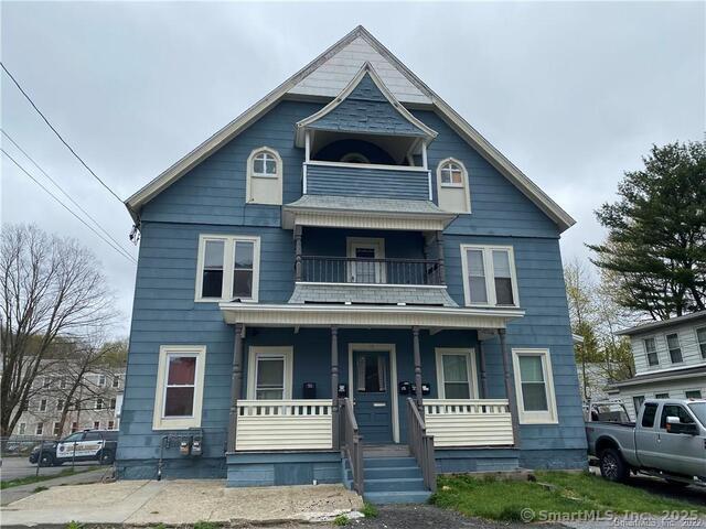 Rental Property at Center Street 1R, Winchester, Connecticut - Bedrooms: 3 
Bathrooms: 1 
Rooms: 5  - $1,595 MO.