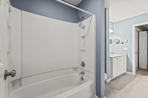 Tiny photo for 142 Marjorie Lane #142, Manchester, CT 06042 (MLS # 24143694)