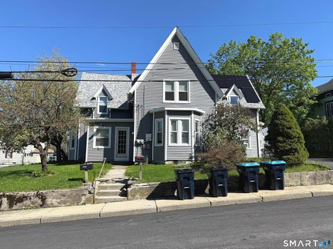 Photo of 29 Florence Street, Putnam, CT 06260 (MLS # 24172158)