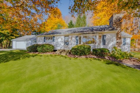 A home in North Canaan