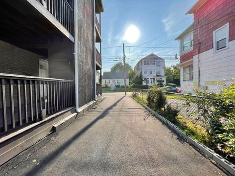 Tiny photo for 178 Roosevelt Street #2-E, Hartford, CT 06114 (MLS # 24146899)