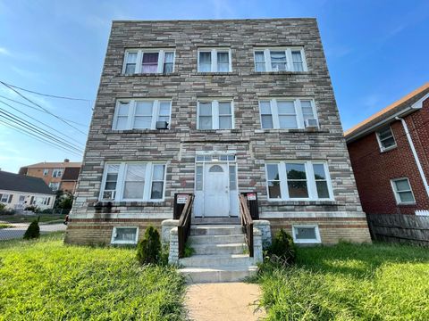 Photo of 178 Roosevelt Street #2-E, Hartford, CT 06114 (MLS # 24146899)