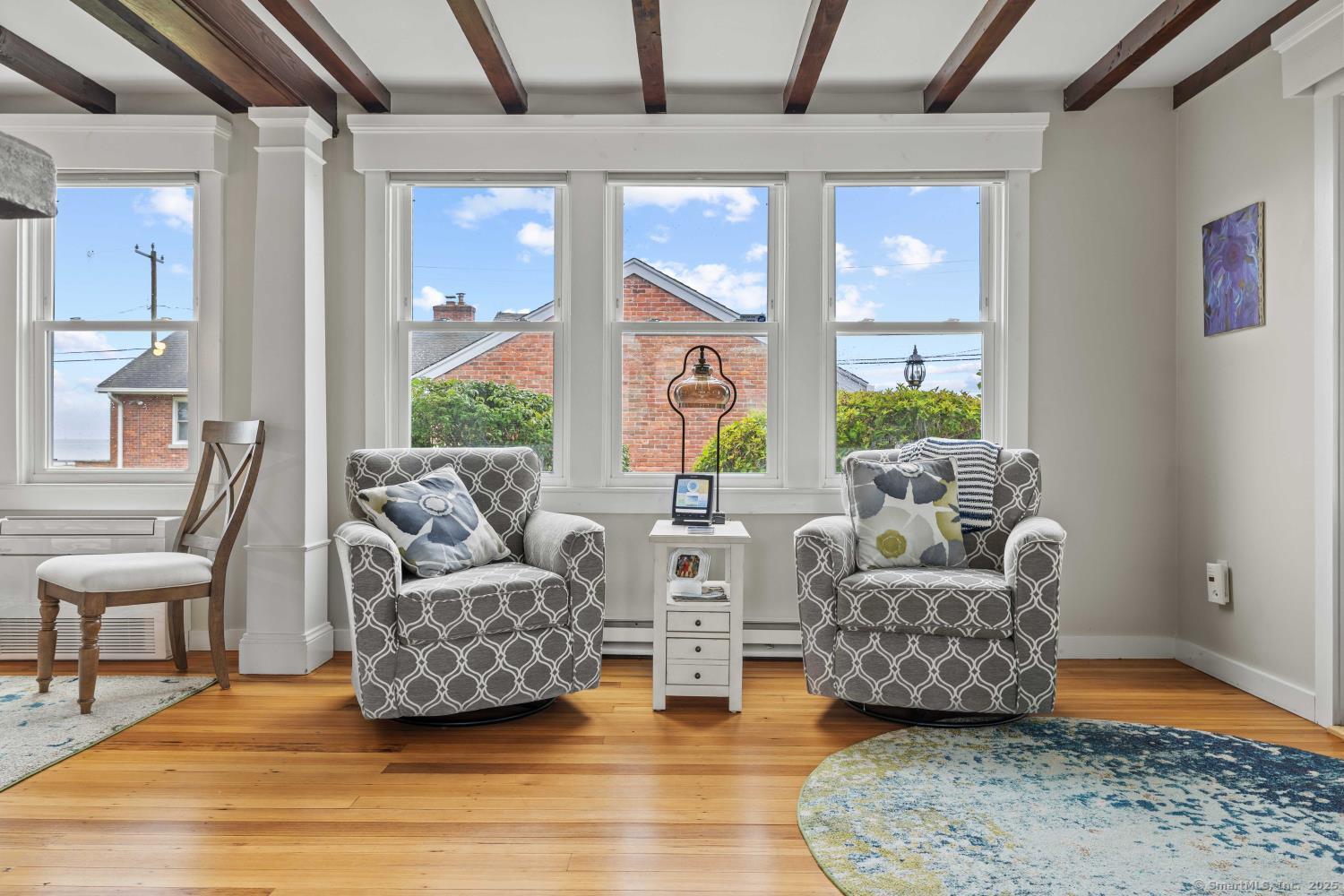 8 Fenbrook Road