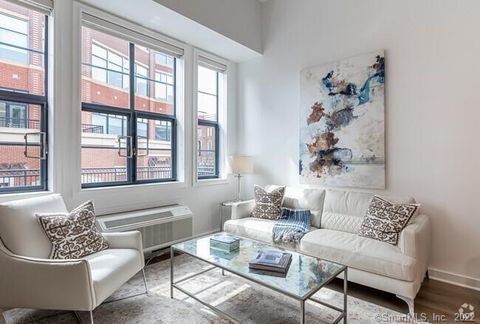 Tiny photo for 15 Dinah Street #305, West Hartford, CT 06107 (MLS # 24146319)