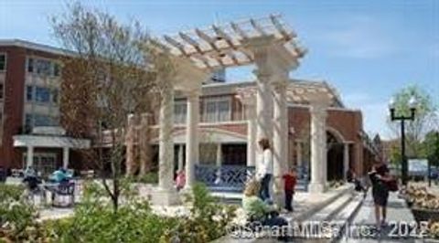 Tiny photo for 15 Dinah Street #305, West Hartford, CT 06107 (MLS # 24146319)