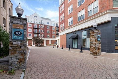 Tiny photo for 15 Dinah Street #305, West Hartford, CT 06107 (MLS # 24146319)