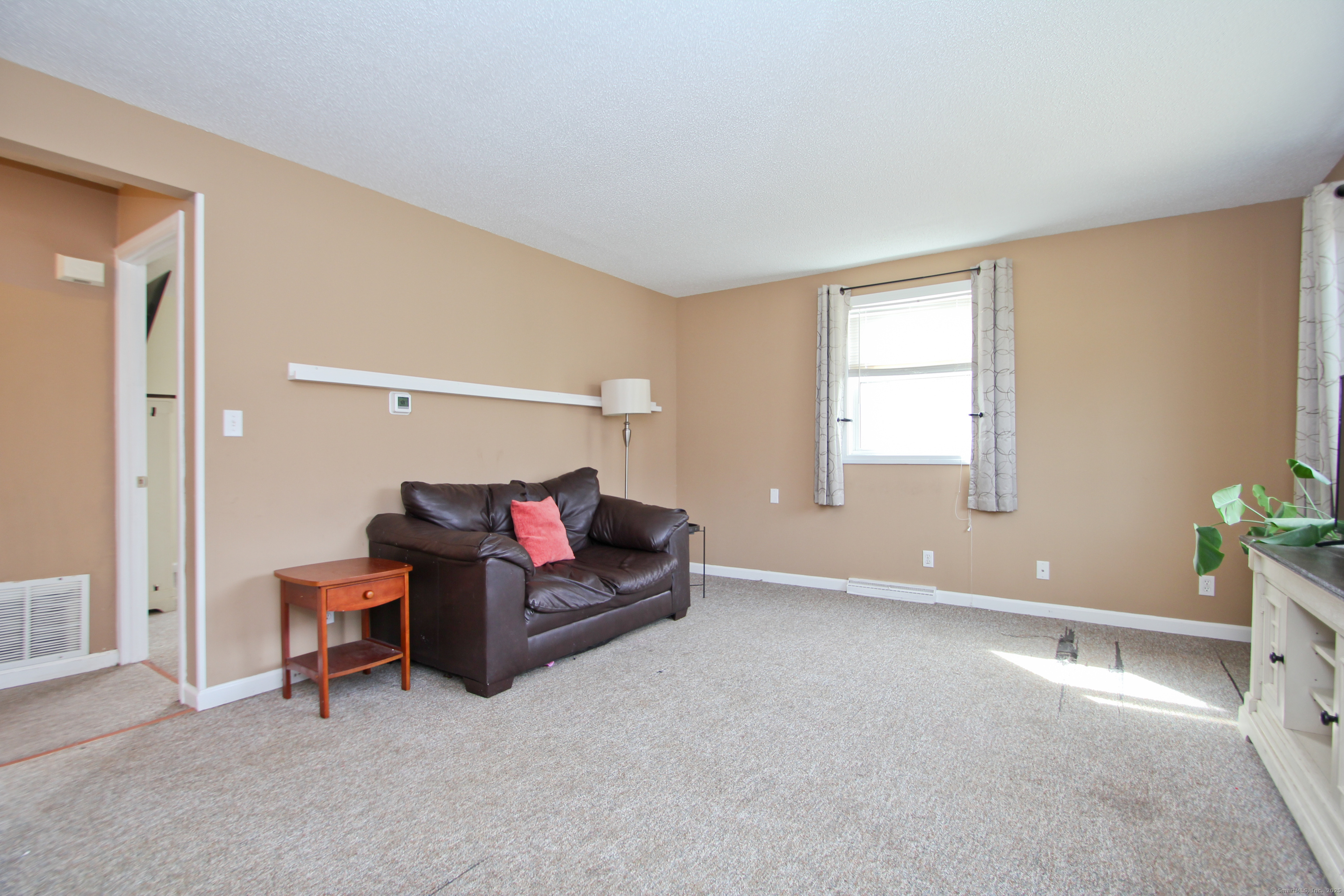 31 Yale Drive, Enfield, Connecticut image 9