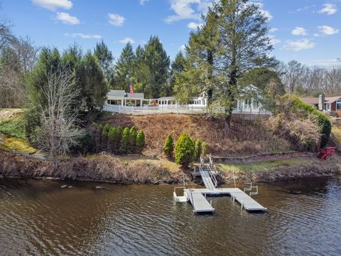 7 Ford Road Newtown CT 06482