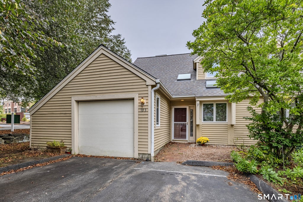 Photo of 103 Courtyard Lane #103, Mansfield, CT 06268 (MLS # 24187159)