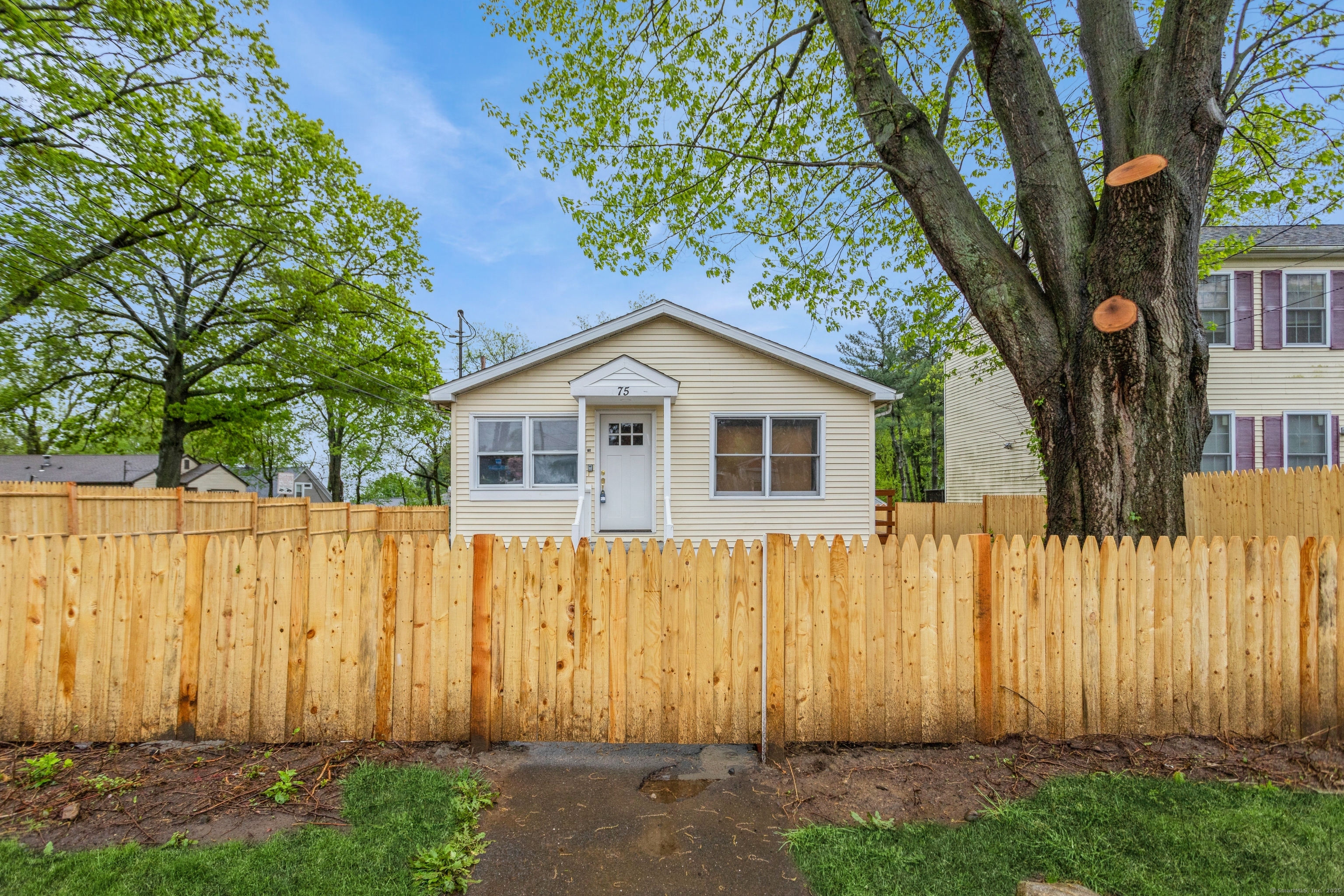 75 Edwards Street, Bridgeport, Connecticut image 25