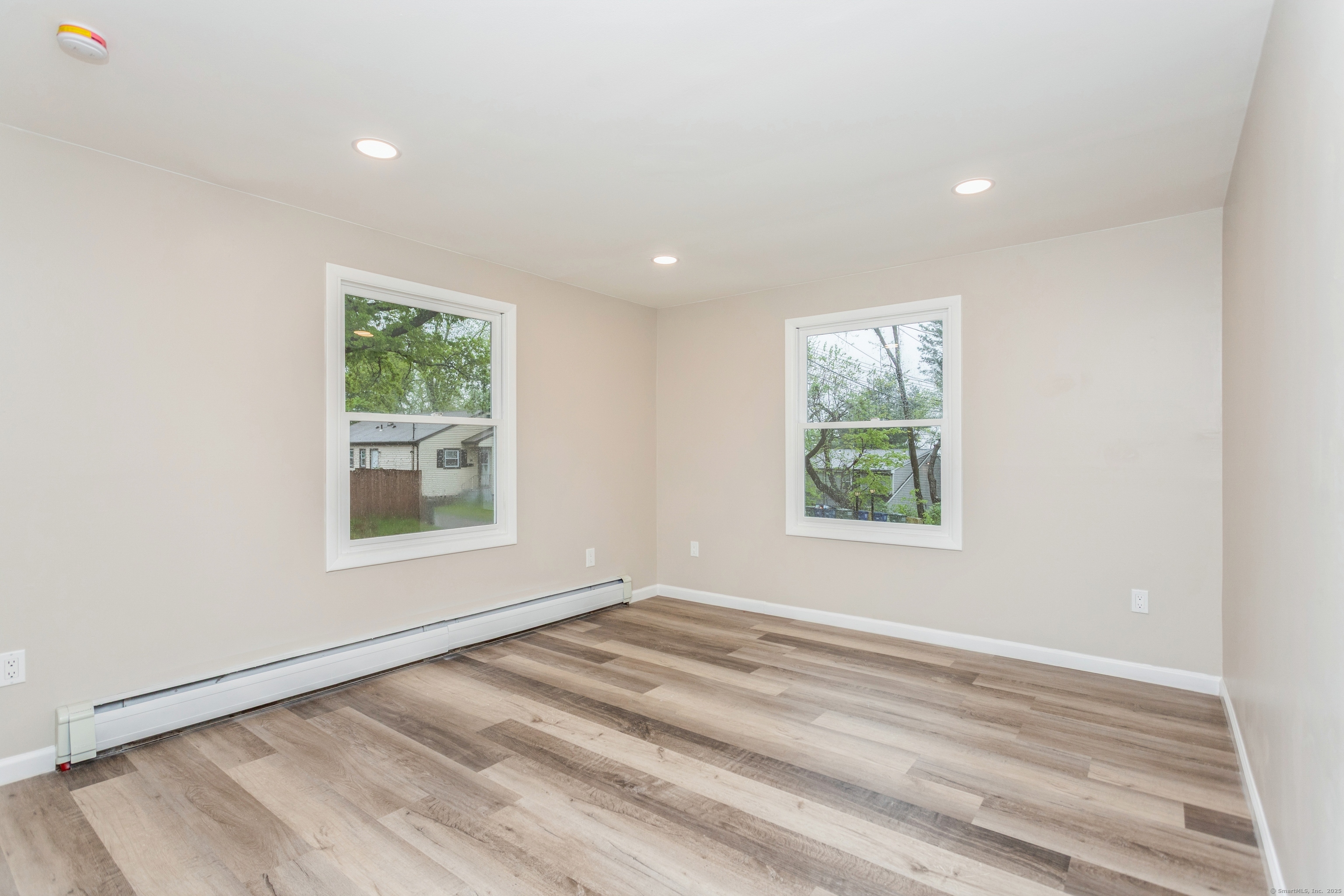 75 Edwards Street, Bridgeport, Connecticut image 17