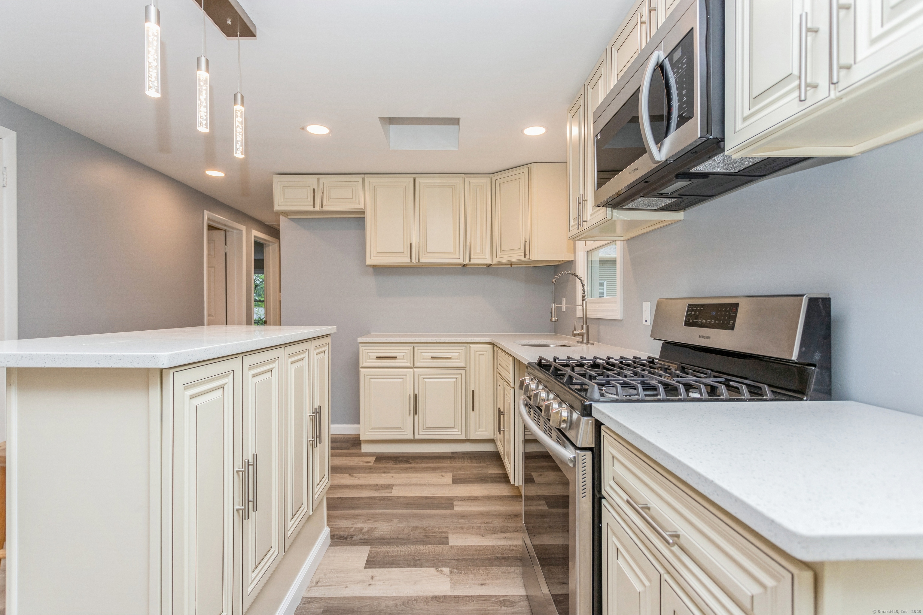 75 Edwards Street, Bridgeport, Connecticut image 10