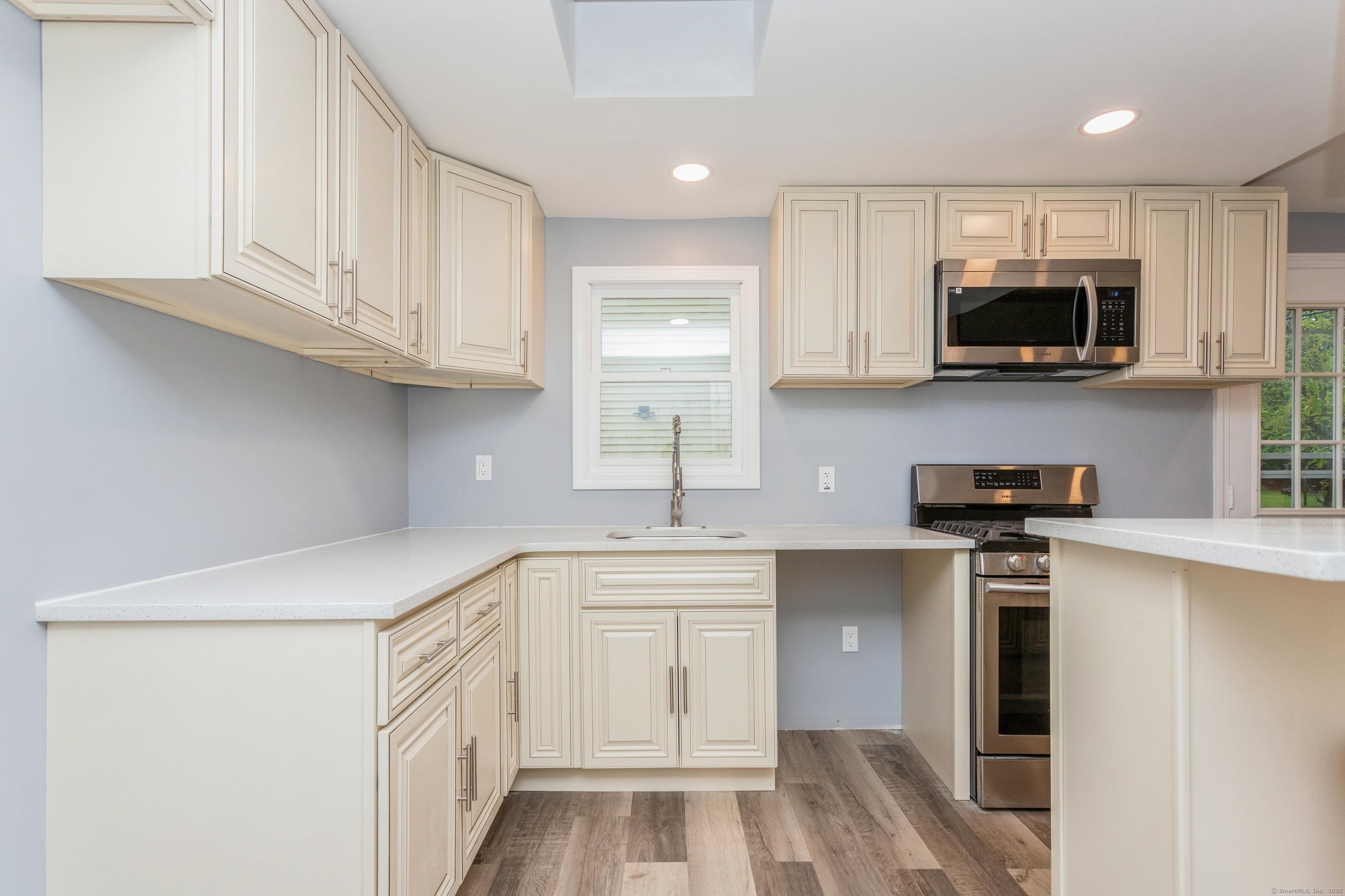 75 Edwards Street, Bridgeport, Connecticut image 13