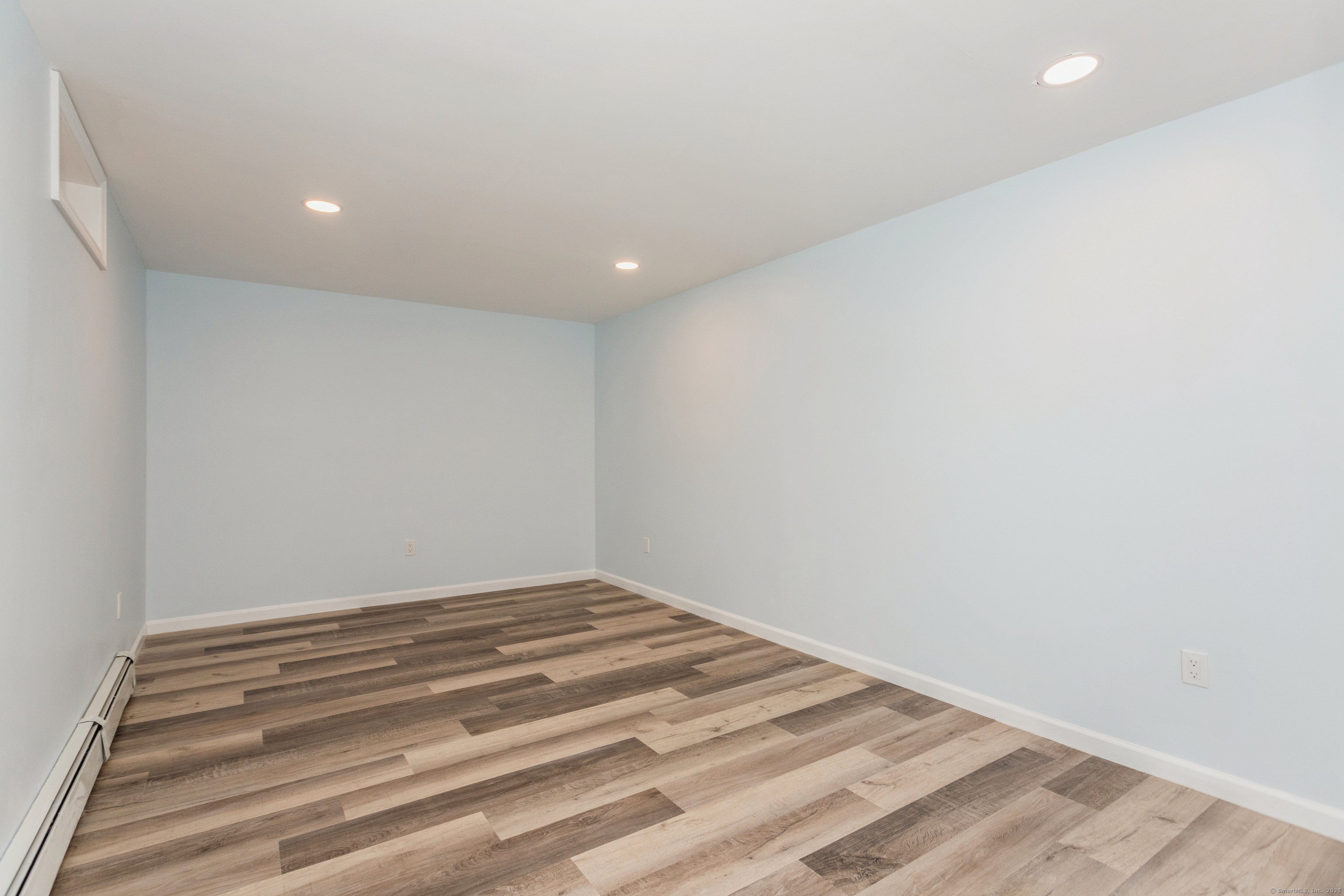 75 Edwards Street, Bridgeport, Connecticut image 24