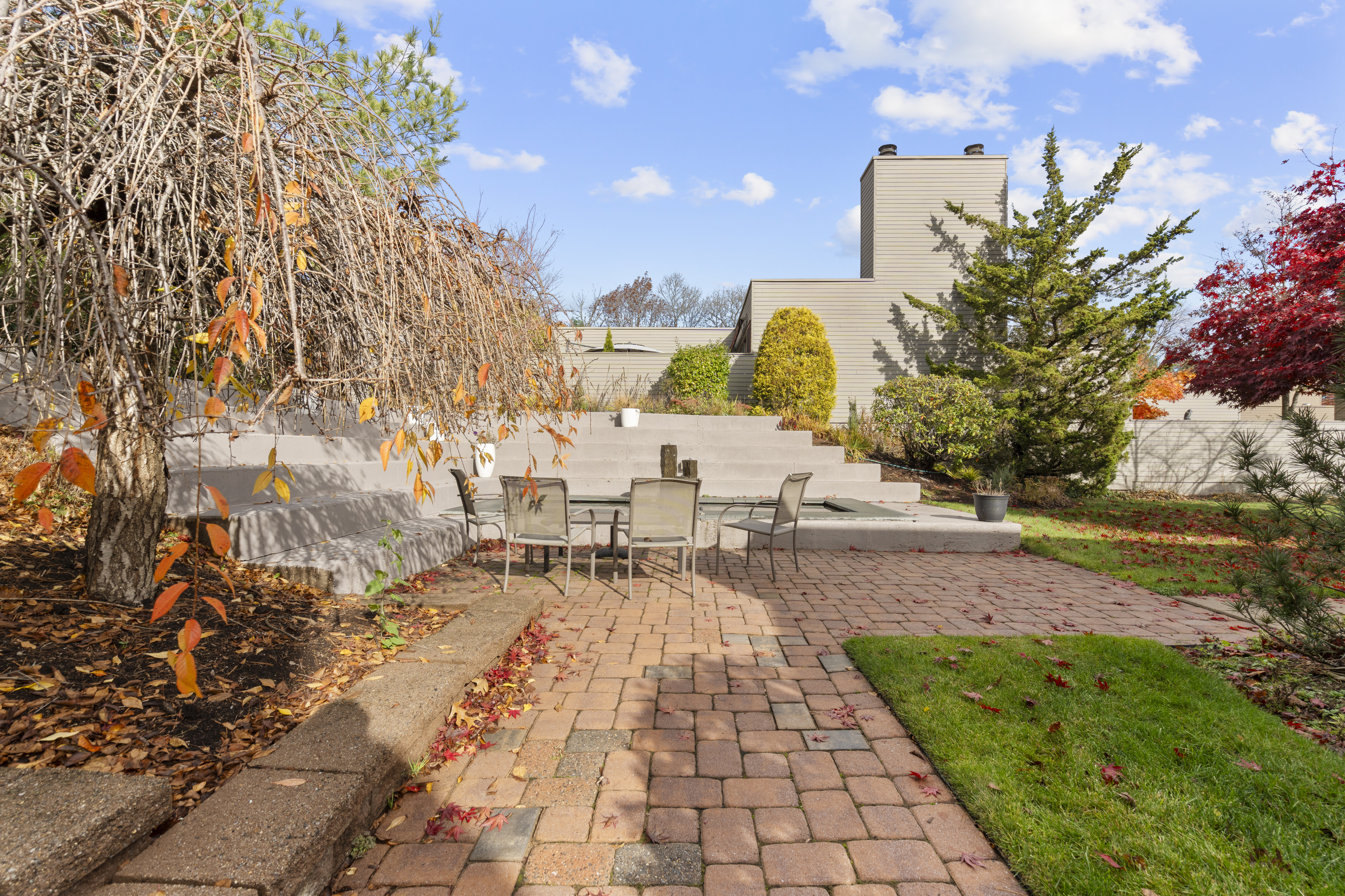 51 Charlton Hill Road 51