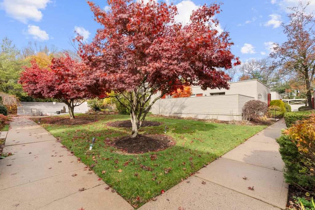 Photo of 51 Charlton Hill Road #51, Hamden, CT 06518 (MLS # 24141489)