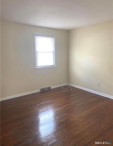 Tiny photo for 27 Manila Avenue, Woodbridge, CT 06525 (MLS # 24154388)