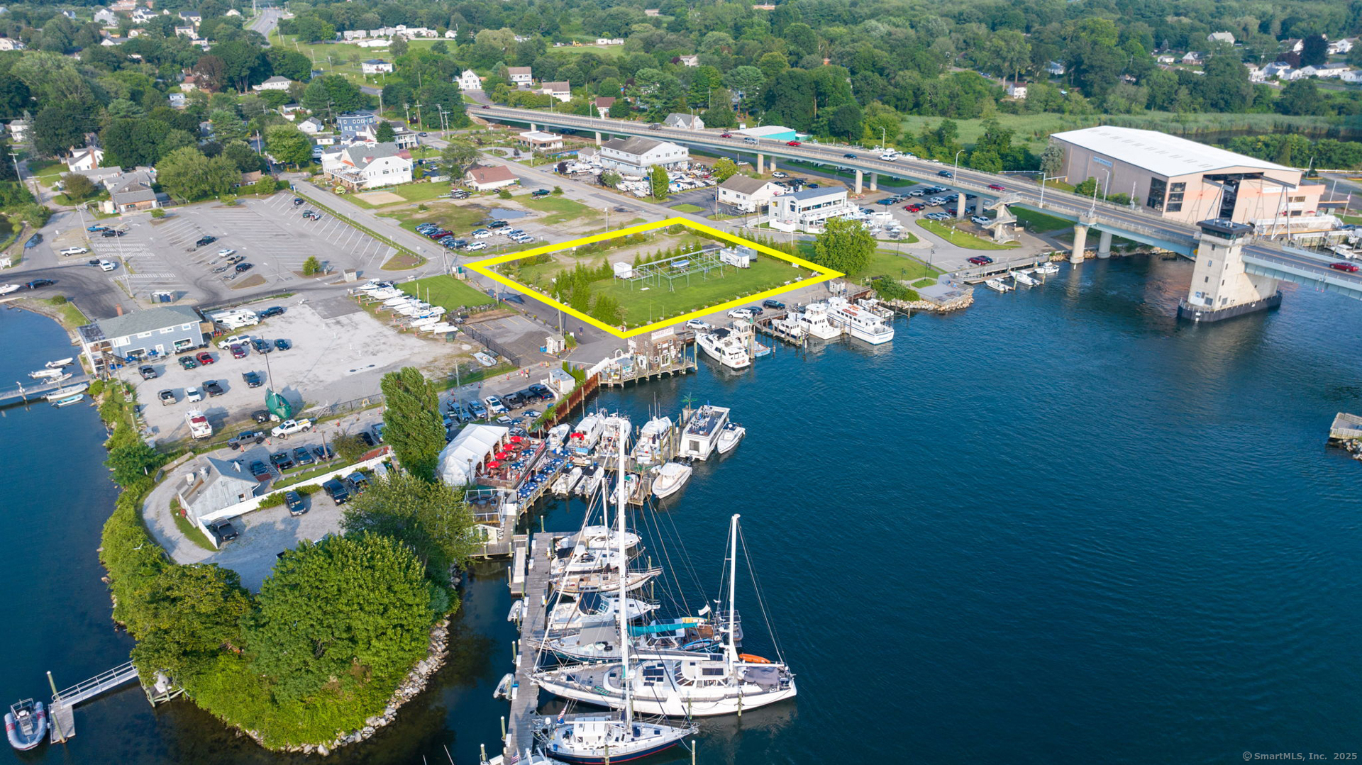 377 Mago Point Way #2, Waterford, Connecticut image 7