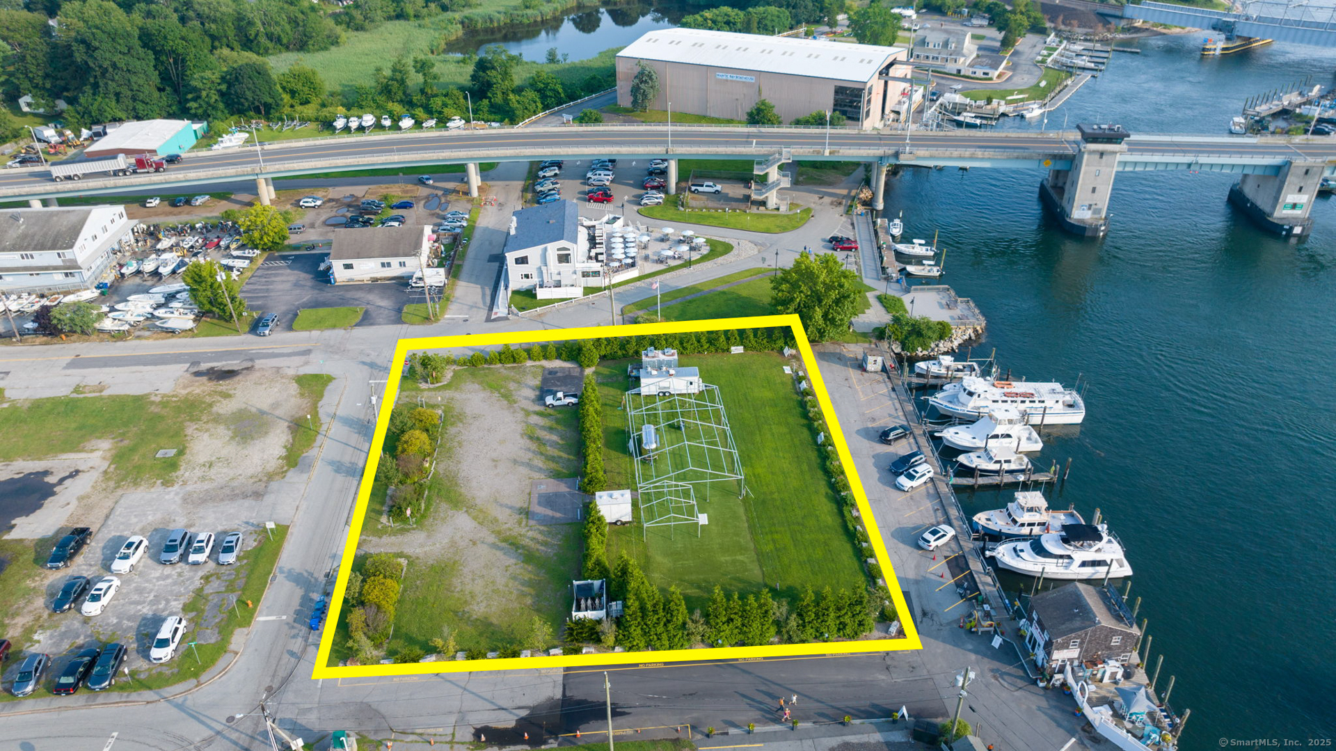 377 Mago Point Way #2, Waterford, Connecticut image 3
