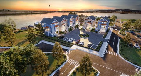 377 Mago Point Way 2 Waterford CT 06385