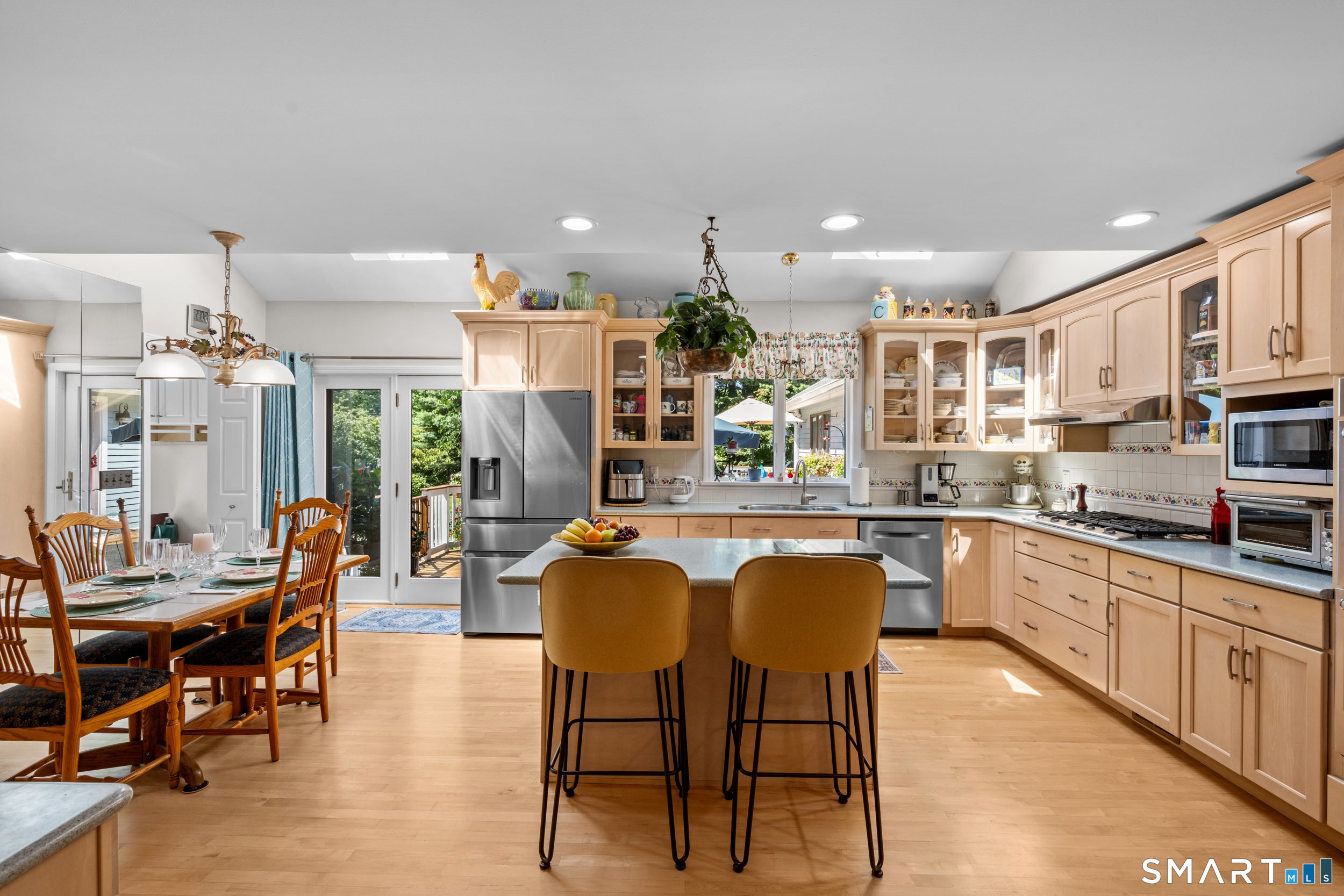 15 Rose Ridge Court