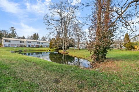 Tiny photo for 48 Olcott Way #48, Ridgefield, CT 06877 (MLS # 24155497)