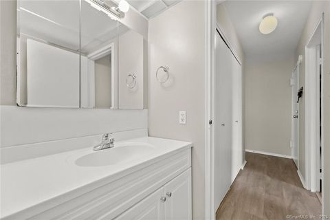 Tiny photo for 48 Olcott Way #48, Ridgefield, CT 06877 (MLS # 24155497)