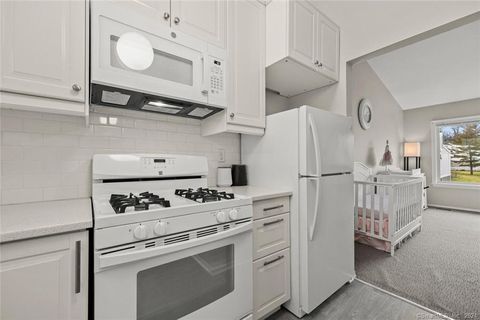 Tiny photo for 48 Olcott Way #48, Ridgefield, CT 06877 (MLS # 24155497)