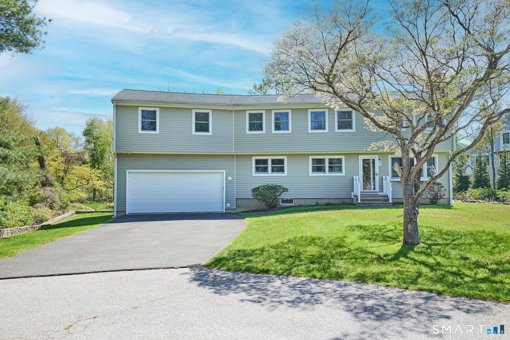 Photo of 7 Keller Lane, Westport, CT 06880 (MLS # 24171265)