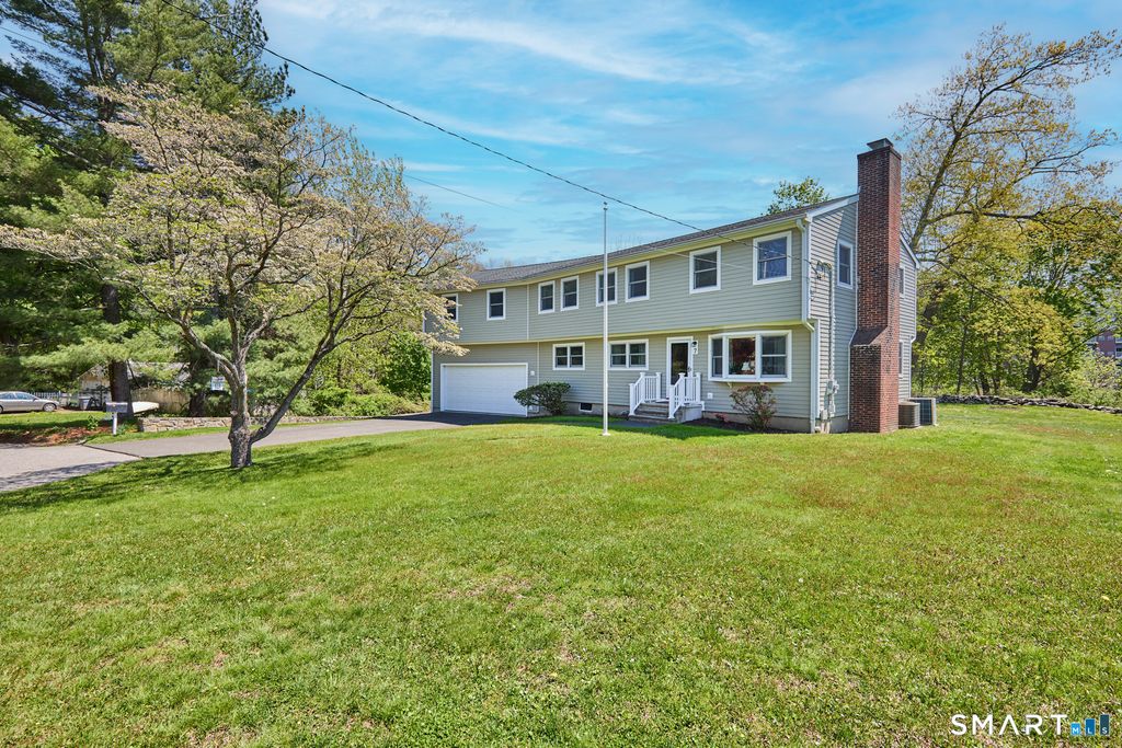 Photo of 7 Keller Lane, Westport, CT 06880 (MLS # 24171265)