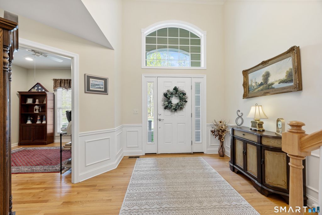 Photo of 30 Wadsworth Lane #30, Wallingford, CT 06492 (MLS # 24168958)
