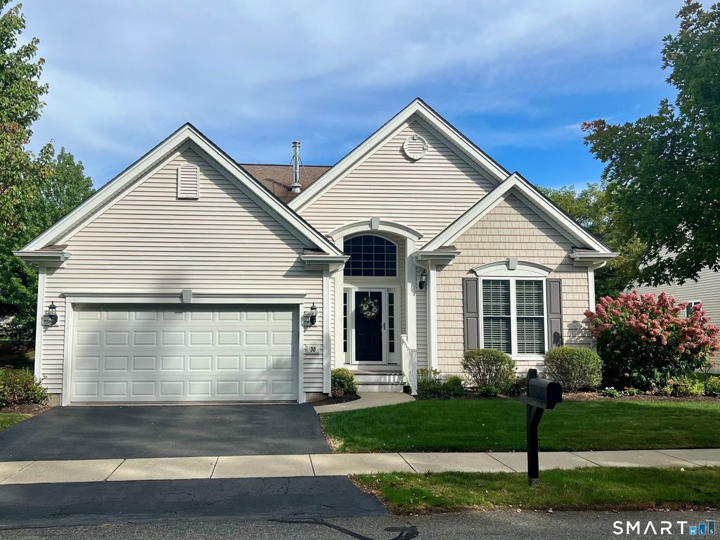 Photo of 30 Wadsworth Lane #30, Wallingford, CT 06492 (MLS # 24168958)