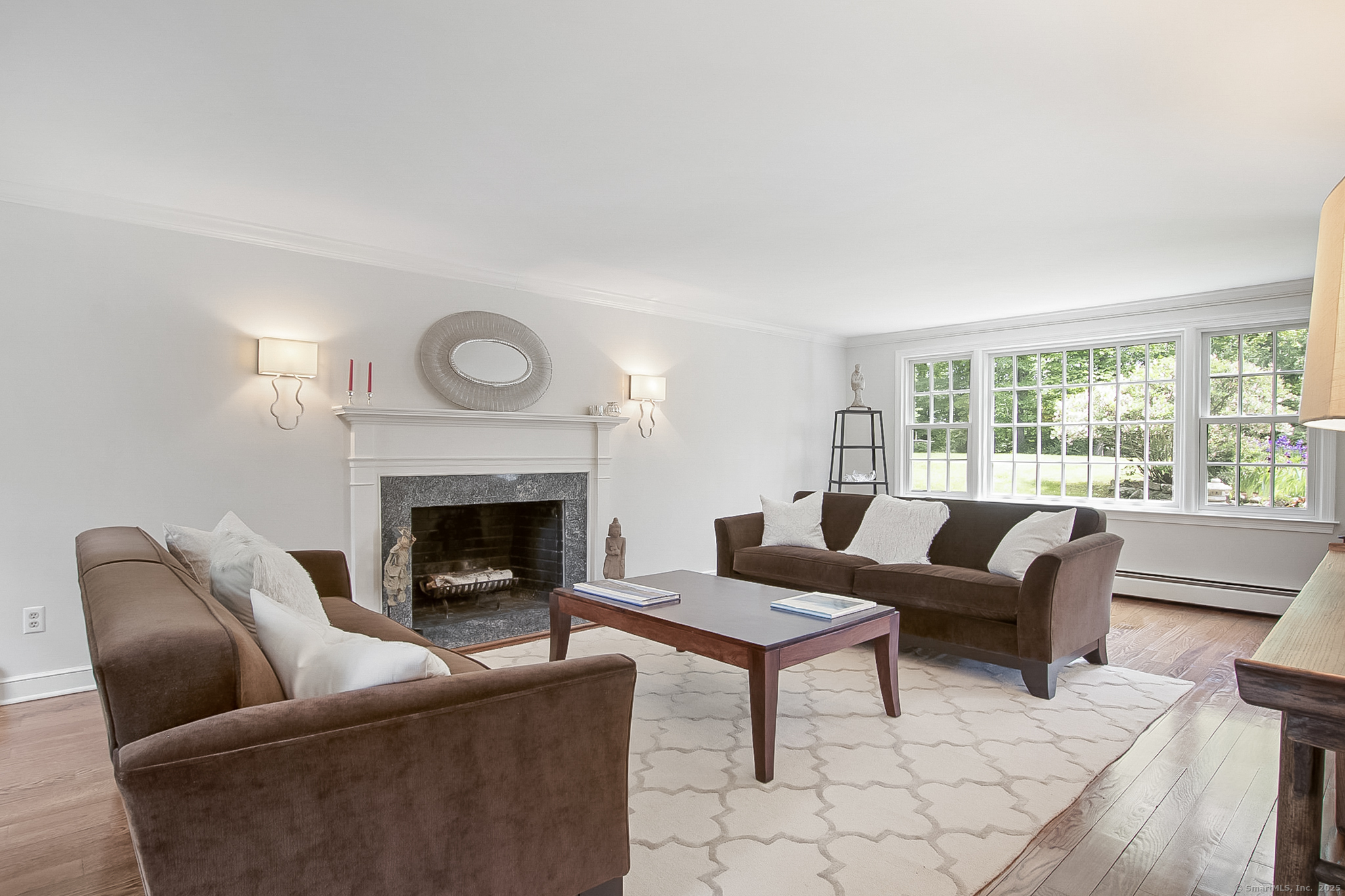 52 Edgewater Drive