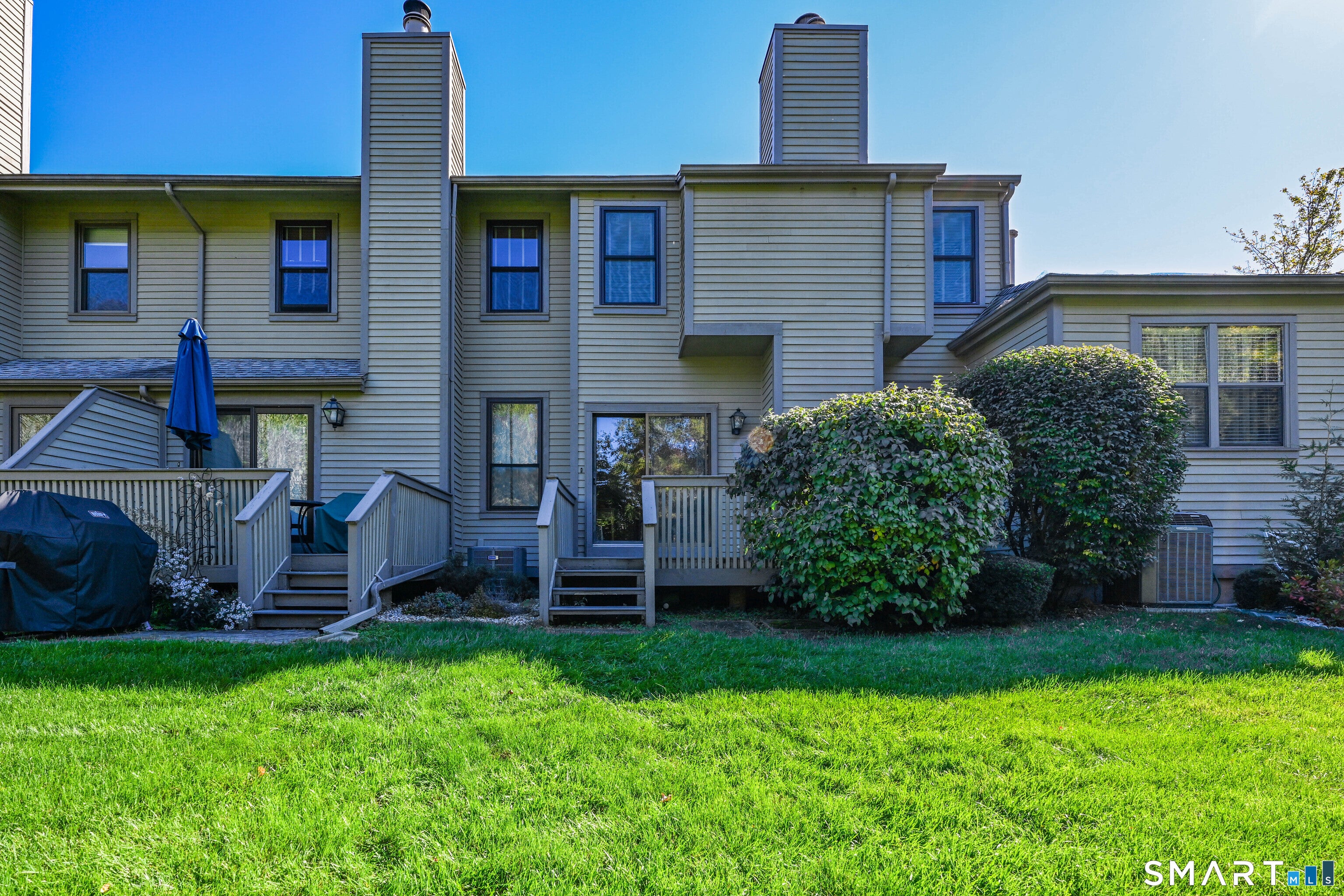 22 Metacomet Drive