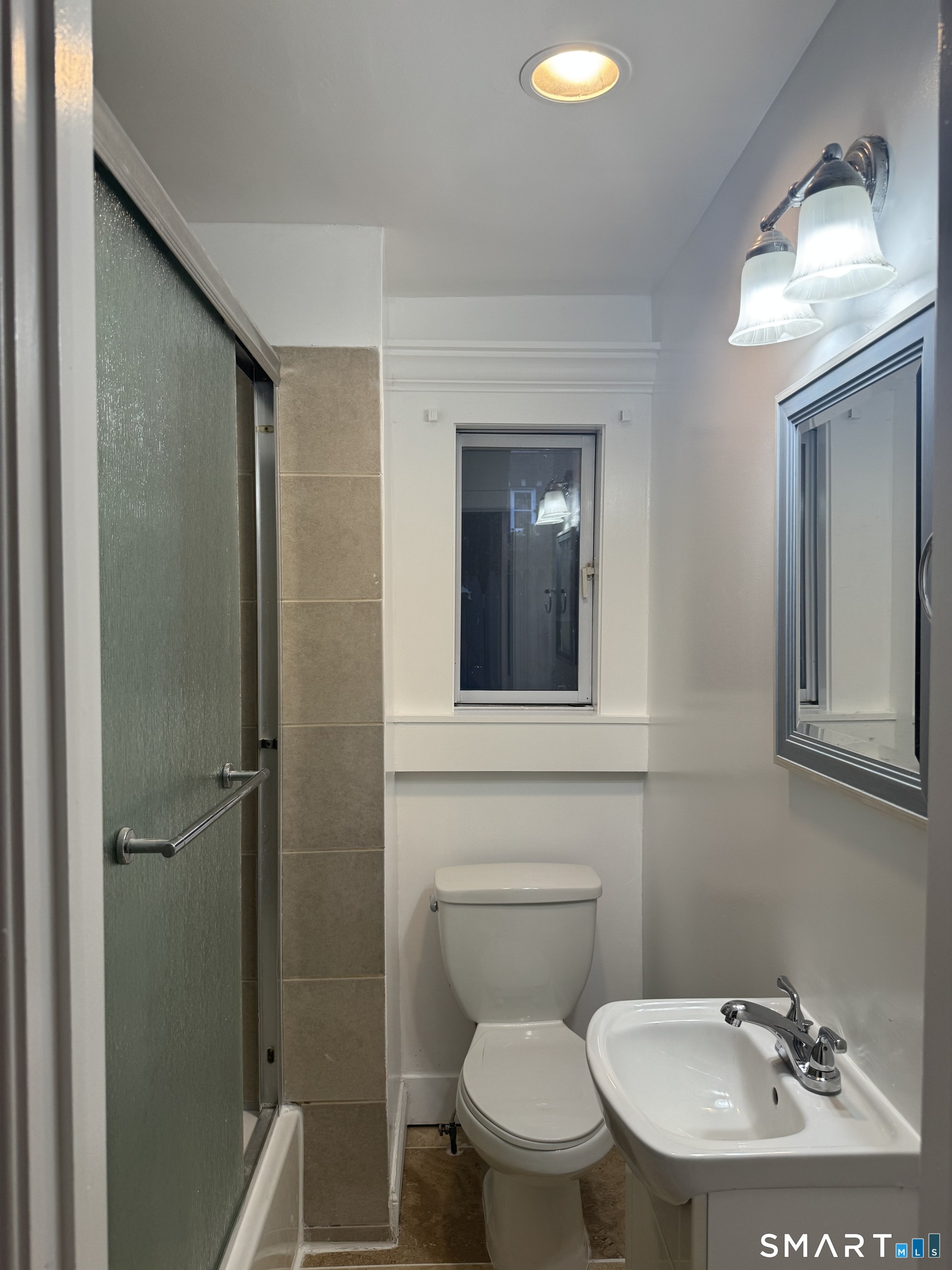 1248 Pembroke Street first floor