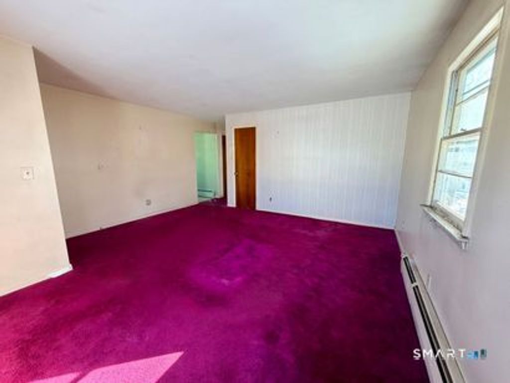 Photo of 282 Horace Street, Bridgeport, CT 06610 (MLS # 24151599)