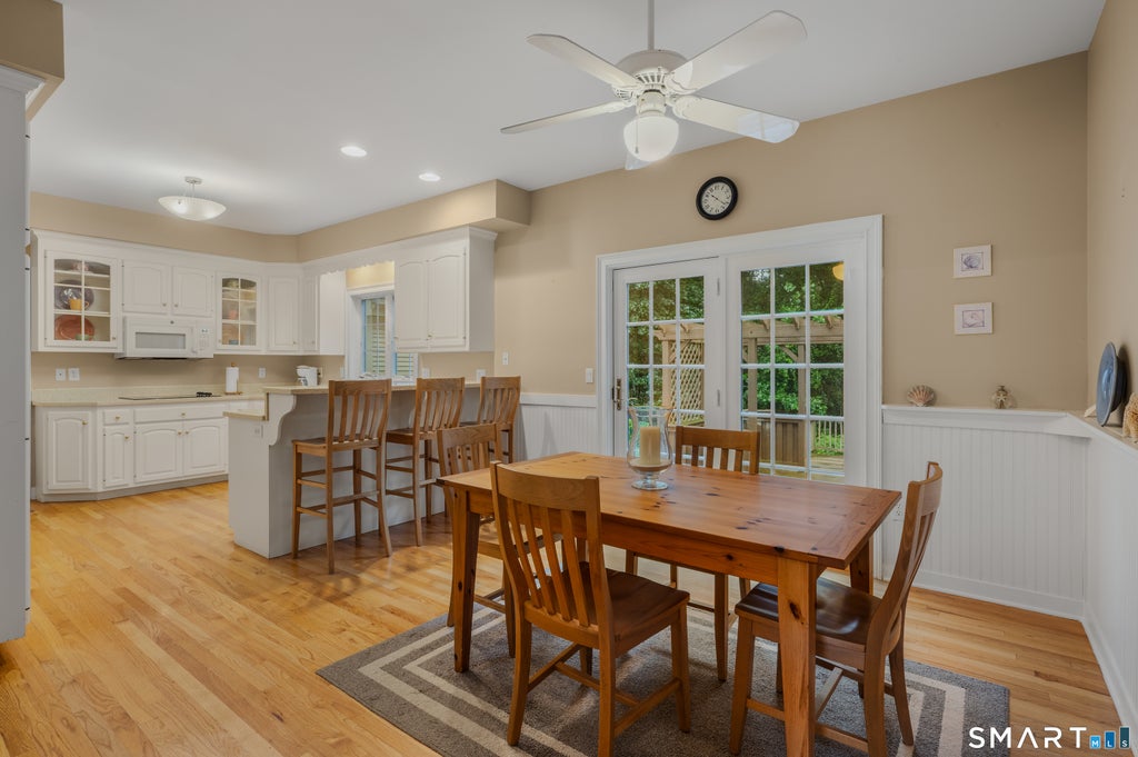 Photo of 8 Windermere Way, Essex, CT 06442 (MLS # 24203941)