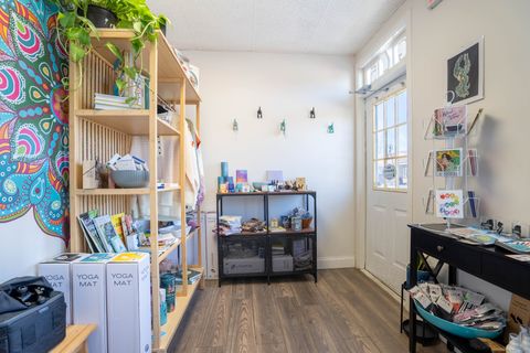 Tiny photo for 696 Amity Road #18 total, Bethany, CT 06524 (MLS # 24165251)