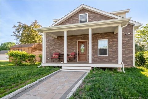 Photo of 1 Alicia Lane #B, Middletown, CT 06457 (MLS # 24177796)