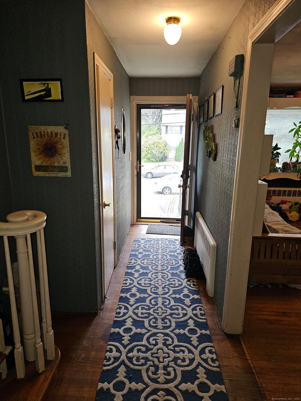 Photo of 30 Duval Street, Manchester, CT 06042 (MLS # 24133047)